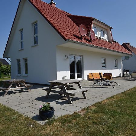 Spacious Holiday Home In Hornstorf With Trampoline 外观 照片