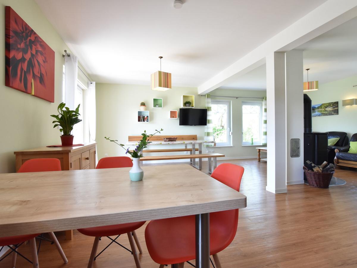 Spacious Holiday Home In Hornstorf With Trampoline 外观 照片